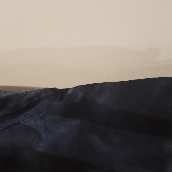 Liquid Blue 'Kiss' Men's T-Shirt Black Blue Medium 2013 UNISEX - Picture 8 of 10